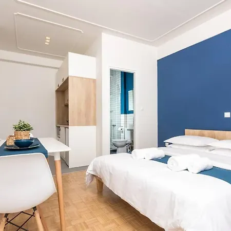 Apartamento Pantheon Spuare View 3 Komotiní Exterior foto